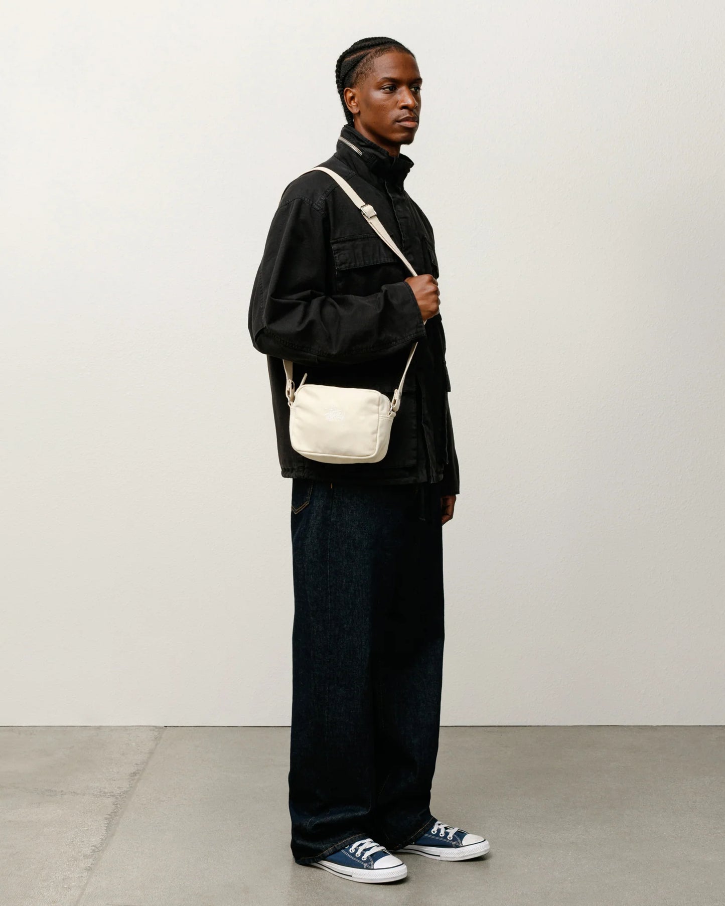 CANVAS POUCH